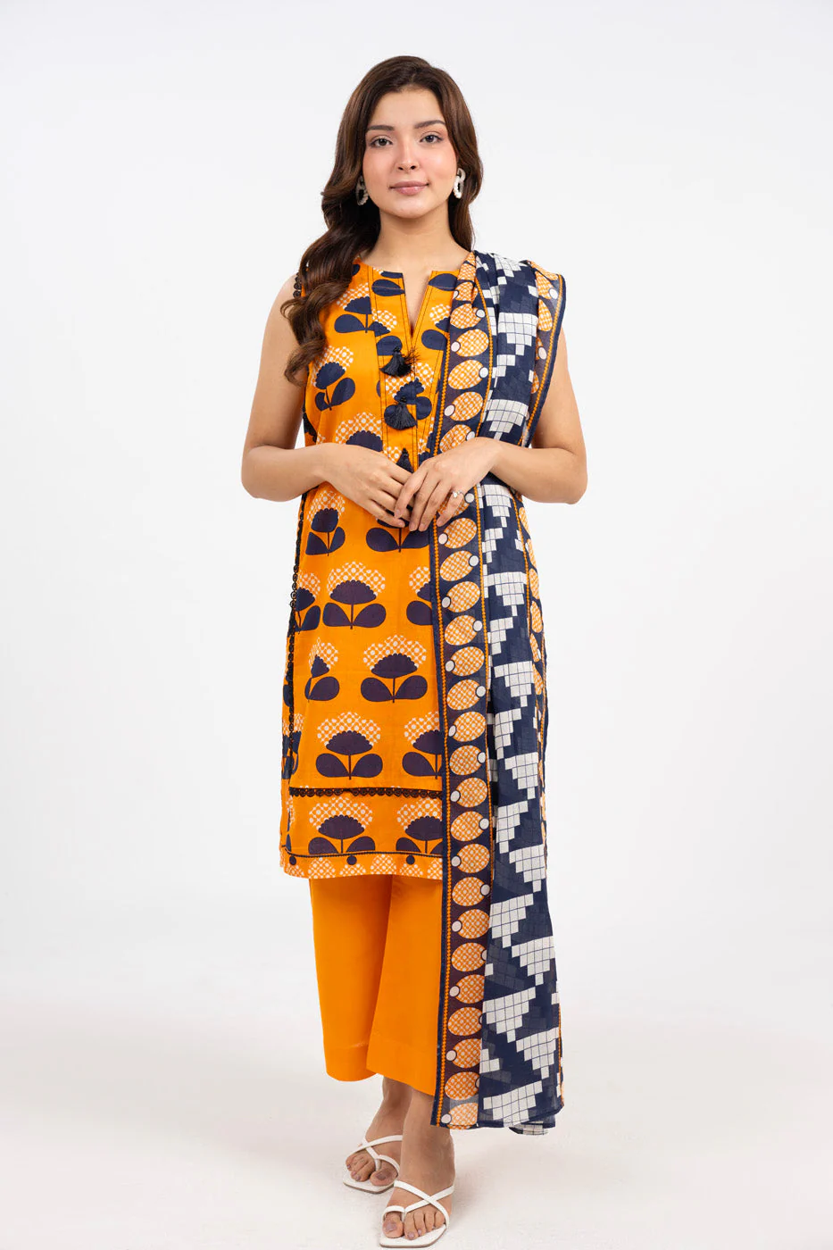 Al Karam PRINTED KHADDAR 3PC SUIT UNSTITCHED