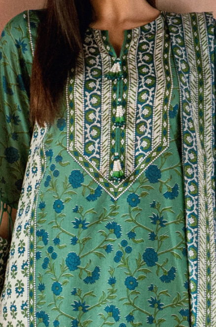 GulAhmad 3 Piece Unstitched Printed Lawn Suit
